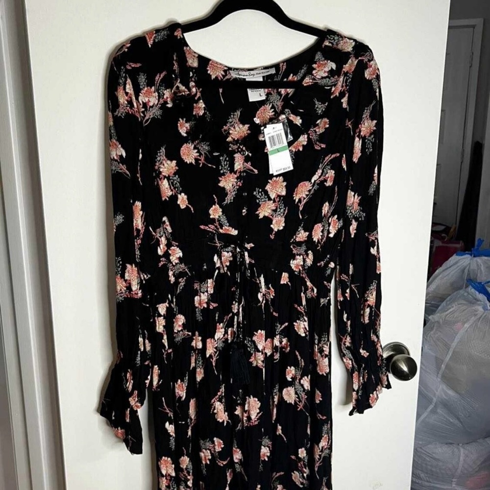 American Rag Cie Size : Large Beautiful Dress